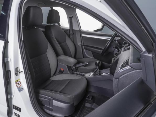 Skoda Octavia III (A7) Рестайлинг с пробегом 2019 года, цена 1 730 000 рублей, 148568 км, лифтбек, Автокод Объявления