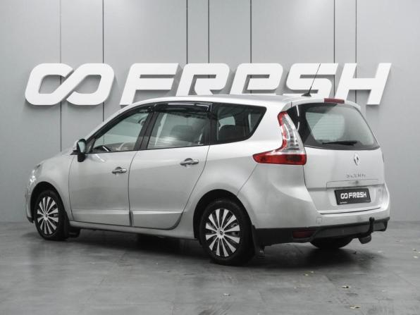 Renault Scenic III с пробегом 2010 года, цена 859 000 рублей, 275167 км, компактвэн, Автокод Объявления