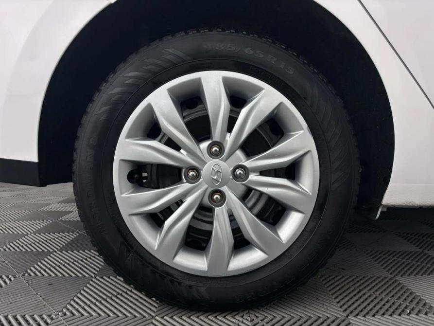 Hyundai Solaris II Рестайлинг Псков  - изображение 19