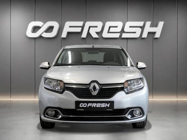 Renault Logan II с пробегом 2015 года, цена 734 000 рублей, 178048 км, седан, Автокод Объявления