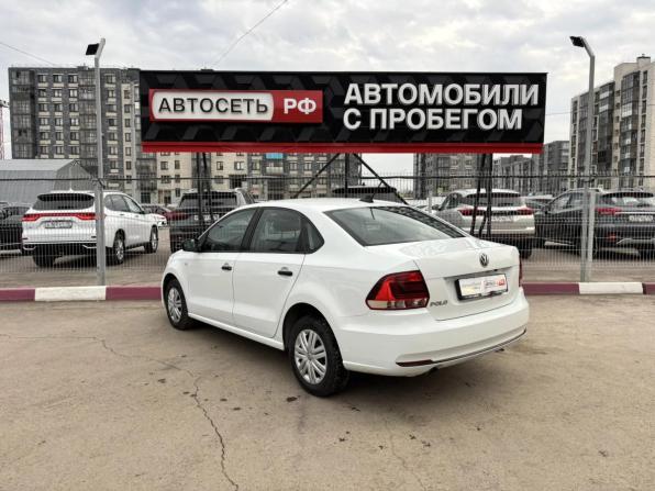 Volkswagen Polo V Рестайлинг с пробегом 2018 года, цена 920 000 рублей, 109034 км, седан, Автокод Объявления