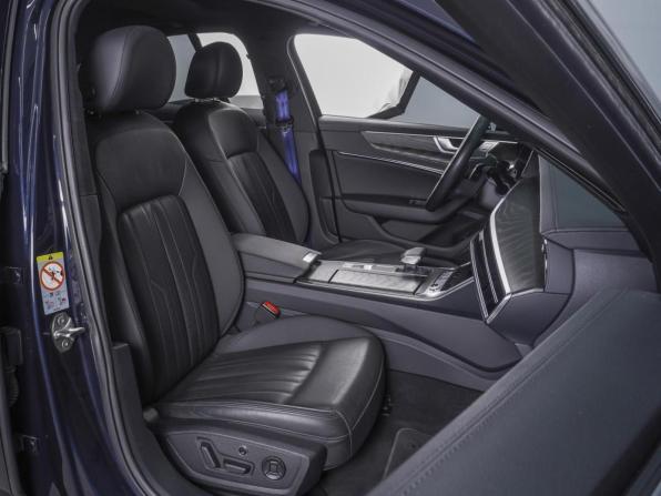 Audi A6 V (C8) с пробегом 2021 года, цена 5 150 000 рублей, 74085 км, седан, Автокод Объявления