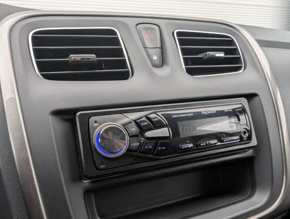 Renault Logan II с пробегом 2016 года, цена 737 000 рублей, 168701 км, седан, Автокод Объявления
