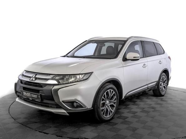 Mitsubishi Outlander III Рестайлинг 2 с пробегом 2018 года, цена 1 875 000 рублей, 213152 км, внедорожник, Автокод Объявления