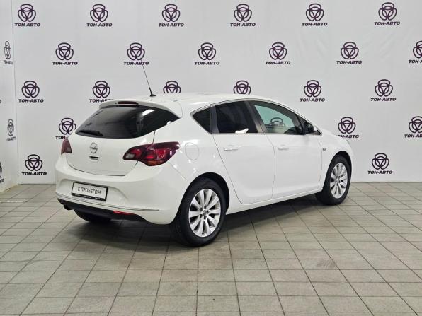 Opel Astra J Рестайлинг с пробегом 2014 года, цена 791 000 рублей, 150870 км, хэтчбек, Автокод Объявления