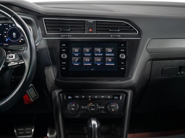 Volkswagen Tiguan II с пробегом 2019 года, цена 2 820 000 рублей, 78273 км, внедорожник, Автокод Объявления