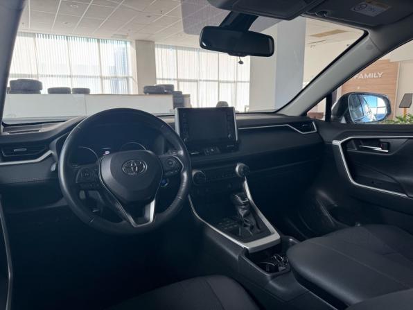 Toyota RAV4 V (XA50) с пробегом 2021 года, цена 3 449 000 рублей, 52508 км, внедорожник, Автокод Объявления