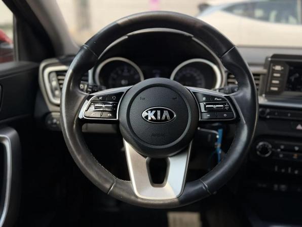 Kia Ceed III с пробегом 2018 года, цена 1 575 000 рублей, 45000 км, хэтчбек, Автокод Объявления