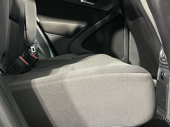 Volkswagen Tiguan I Рестайлинг с пробегом 2011 года, цена 1 000 000 рублей, 158755 км, внедорожник, Автокод Объявления