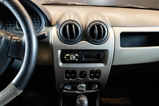 Renault Logan I Рестайлинг с пробегом 2011 года, цена 330 000 рублей, 139039 км, седан, Автокод Объявления