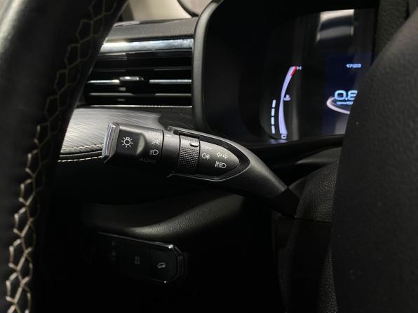 Haval Jolion I с пробегом 2022 года, цена 1 750 000 рублей, 44807 км, внедорожник, Автокод Объявления