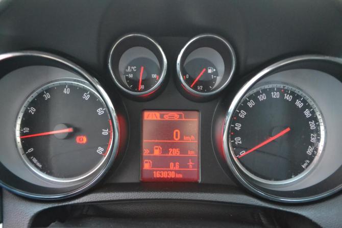 Opel Mokka I с пробегом 2014 года, цена 1 100 000 рублей, 163029 км, внедорожник, Автокод Объявления