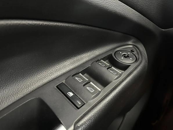 Ford Kuga II Рестайлинг с пробегом 2018 года, цена 1 665 000 рублей, 121269 км, внедорожник, Автокод Объявления