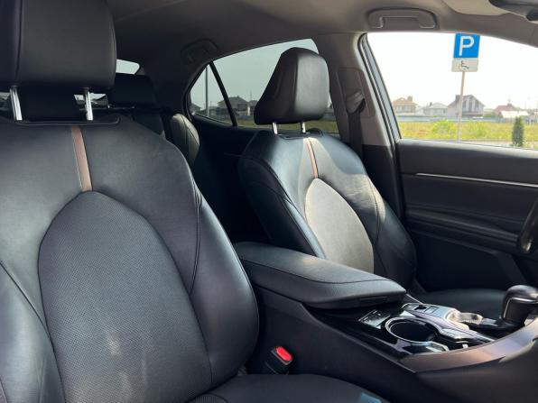 Toyota Camry VIII (XV70) с пробегом 2018 года, цена 2 649 000 рублей, 100000 км, седан, Автокод Объявления