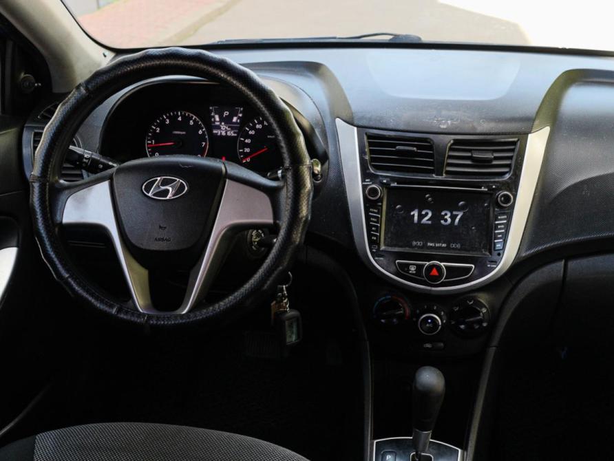 Hyundai Solaris I Москва  - изображение 9
