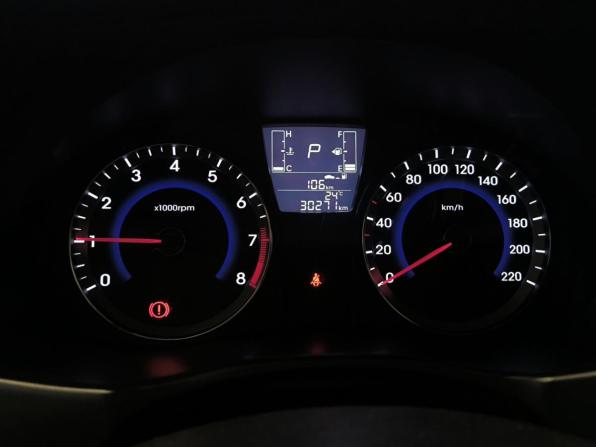 Hyundai Solaris I Рестайлинг с пробегом 2016 года, цена 1 270 000 рублей, 30268 км, седан, Автокод Объявления