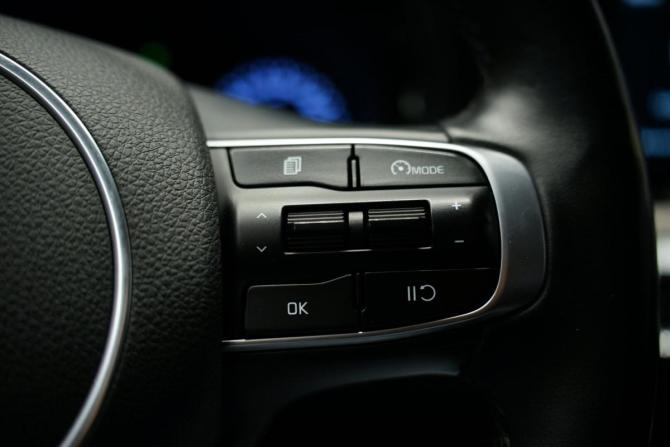 Kia K5 III с пробегом 2020 года, цена 2 550 000 рублей, 108472 км, седан, Автокод Объявления