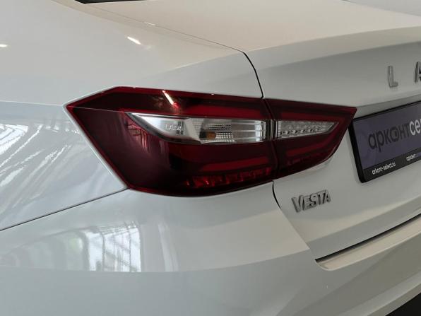 Lada (ВАЗ) Vesta I Рестайлинг (NG) с пробегом 2024 года, цена 1 380 000 рублей, 5317 км, седан, Автокод Объявления