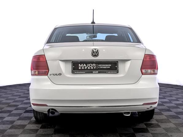Volkswagen Polo V Рестайлинг с пробегом 2018 года, цена 1 180 000 рублей, 54281 км, седан, Автокод Объявления