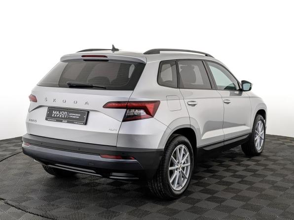 Skoda Karoq I с пробегом 2020 года, цена 2 185 000 рублей, 103015 км, внедорожник, Автокод Объявления