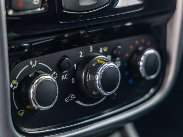 Renault Duster I с пробегом 2013 года, цена 1 128 000 рублей, 155247 км, внедорожник, Автокод Объявления