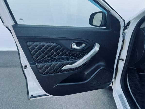 Lada (ВАЗ) XRAY I с пробегом 2018 года, цена 780 000 рублей, 120000 км, хэтчбек, Автокод Объявления