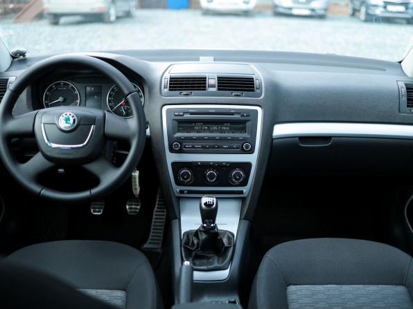 Skoda Octavia II (A5) Рестайлинг с пробегом 2010 года, цена 799 000 рублей, 152700 км, лифтбек, Автокод Объявления