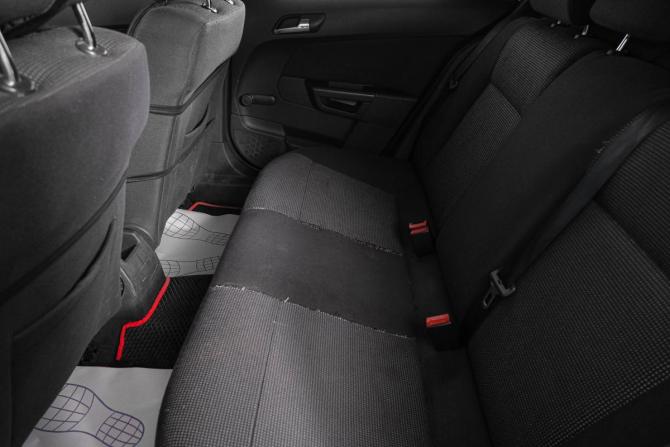 Opel Astra H с пробегом 2005 года, цена 419 000 рублей, 300000 км, хэтчбек, Автокод Объявления