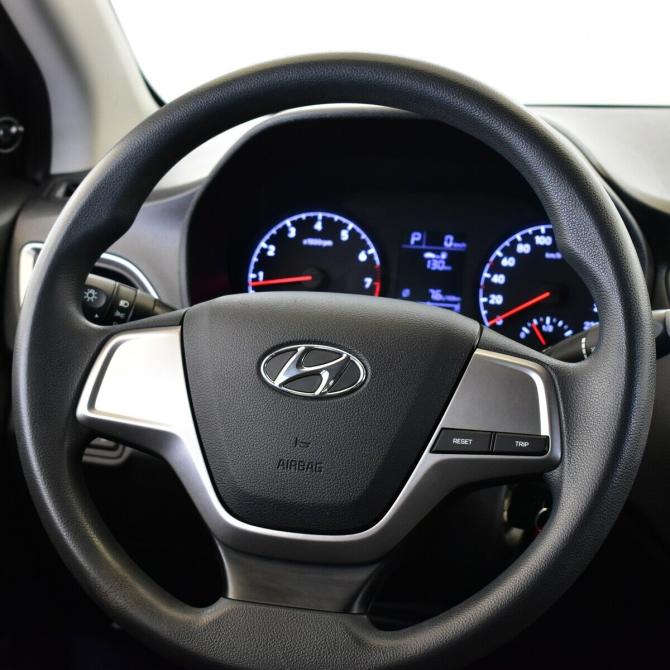 Hyundai Solaris II Москва  - изображение 8