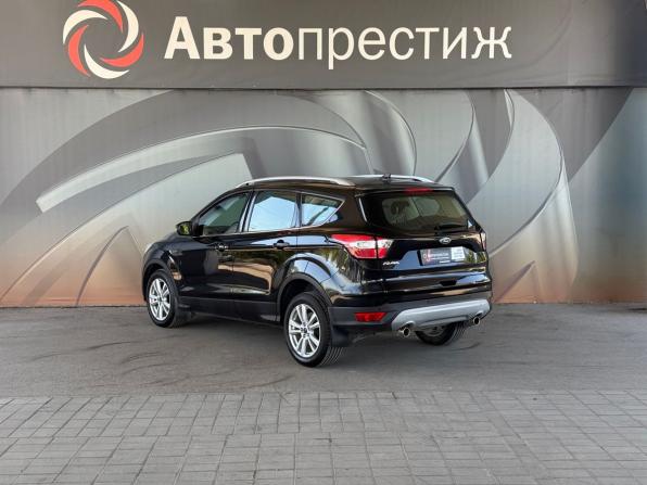 Ford Kuga II Рестайлинг с пробегом 2018 года, цена 1 678 000 рублей, 124350 км, внедорожник, Автокод Объявления
