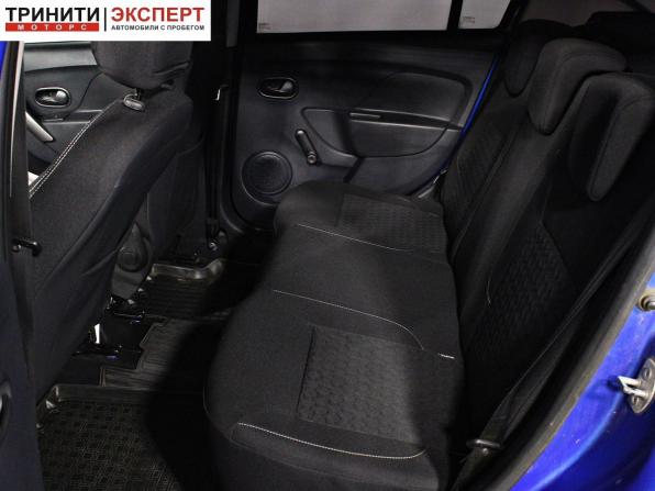 Renault Logan II с пробегом 2016 года, цена 797 000 рублей, 140107 км, седан, Автокод Объявления