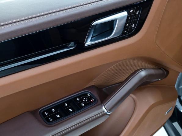 Porsche Cayenne III с пробегом 2018 года, цена 6 750 000 рублей, 87606 км, внедорожник, Автокод Объявления
