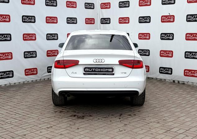 Audi A4 IV (B8) Рестайлинг с пробегом 2012 года, цена 1 100 000 рублей, 145300 км, седан, Автокод Объявления