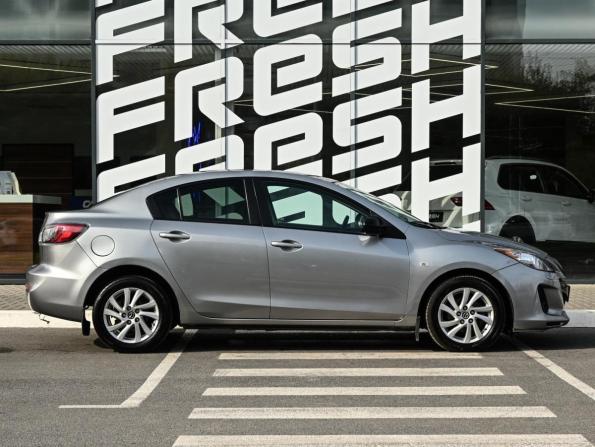 Mazda 3 II (BL) Рестайлинг с пробегом 2013 года, цена 929 000 рублей, 204748 км, седан, Автокод Объявления