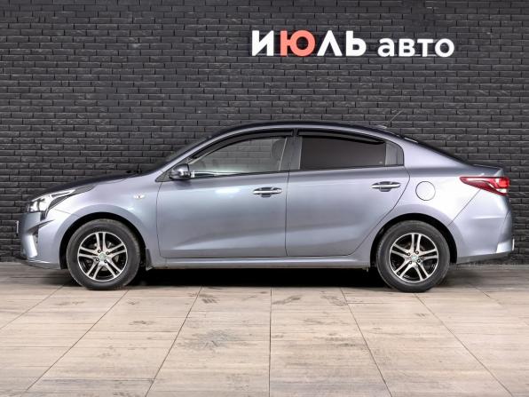 Kia Rio IV Рестайлинг с пробегом 2020 года, цена 1 700 000 рублей, 72154 км, седан, Автокод Объявления