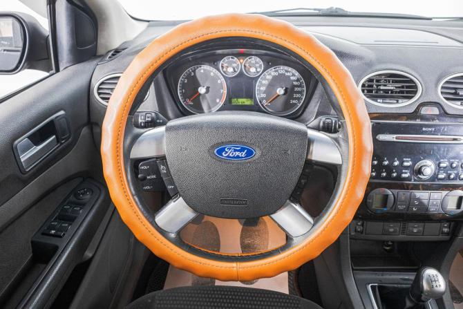 Ford Focus II с пробегом 2006 года, цена 659 000 рублей, 380000 км, седан, Автокод Объявления