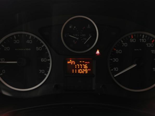 Peugeot Partner II Рестайлинг 2 с пробегом 2021 года, цена 1 369 000 рублей, 111029 км, компактвэн, Автокод Объявления
