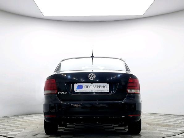 Volkswagen Polo V Рестайлинг с пробегом 2019 года, цена 1 000 000 рублей, 92197 км, седан, Автокод Объявления