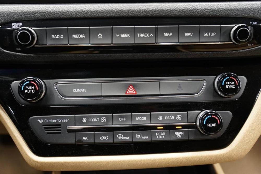 Kia Carnival III Крым  - изображение 16