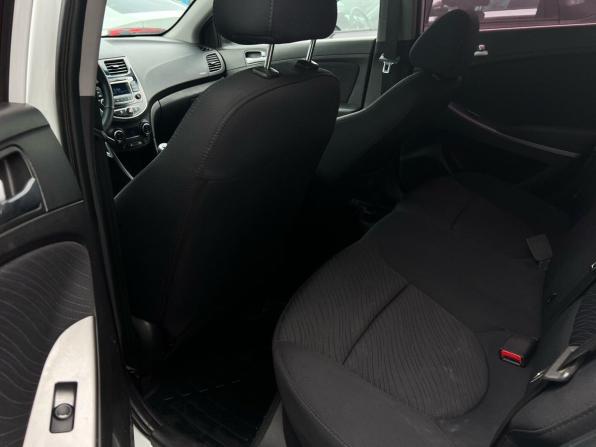 Hyundai Solaris I Рестайлинг с пробегом 2015 года, цена 977 000 рублей, 136000 км, седан, Автокод Объявления