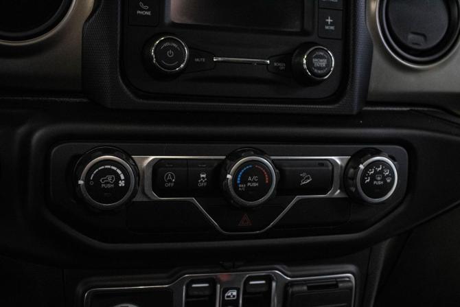 Jeep Wrangler IV (JL) с пробегом 2020 года, цена 5 999 000 рублей, 54517 км, внедорожник, Автокод Объявления