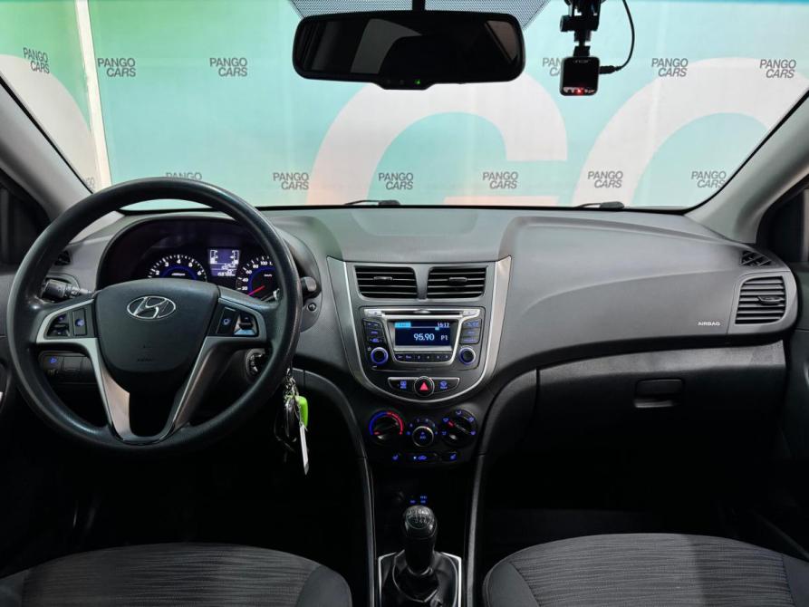 Hyundai Solaris I Рестайлинг Набережные Челны  - изображение 18