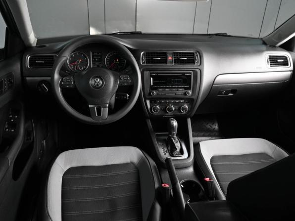 Volkswagen Jetta VI с пробегом 2012 года, цена 1 260 000 рублей, 132491 км, седан, Автокод Объявления