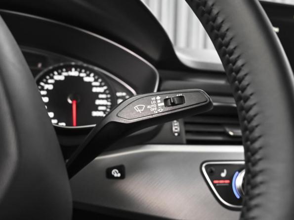 Audi A4 V (B9) с пробегом 2015 года, цена 2 239 000 рублей, 205166 км, седан, Автокод Объявления