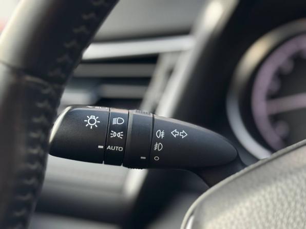 Toyota Camry VIII (XV70) с пробегом 2020 года, цена 2 519 000 рублей, 124293 км, седан, Автокод Объявления