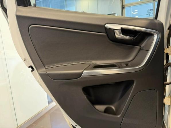 Volvo XC60 I Рестайлинг с пробегом 2014 года, цена 1 720 000 рублей, 231500 км, внедорожник, Автокод Объявления