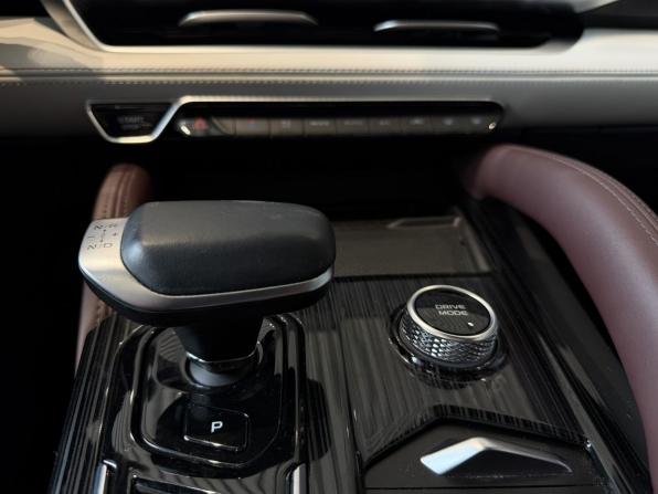 Geely Monjaro I с пробегом 2023 года, цена 2 990 000 рублей, 49657 км, внедорожник, Автокод Объявления