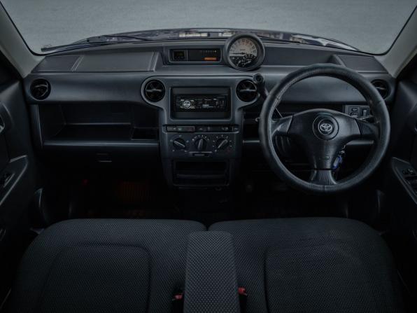 Toyota bB I с пробегом 2000 года, цена 490 000 рублей, 228971 км, компактвэн, Автокод Объявления