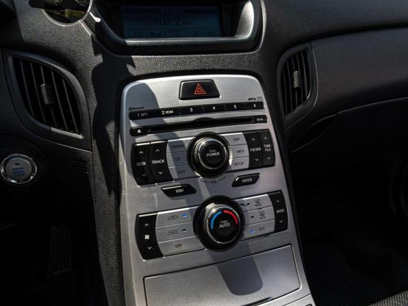 Hyundai Genesis Coupe I с пробегом 2009 года, цена 1 348 000 рублей, 200658 км, купе, Автокод Объявления