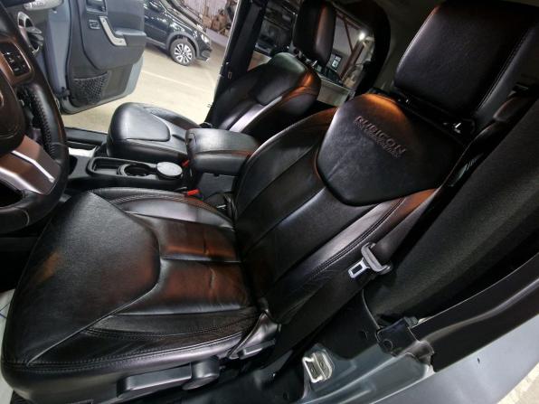 Jeep Wrangler III (JK) с пробегом 2013 года, цена 2 900 000 рублей, 72329 км, внедорожник, Автокод Объявления